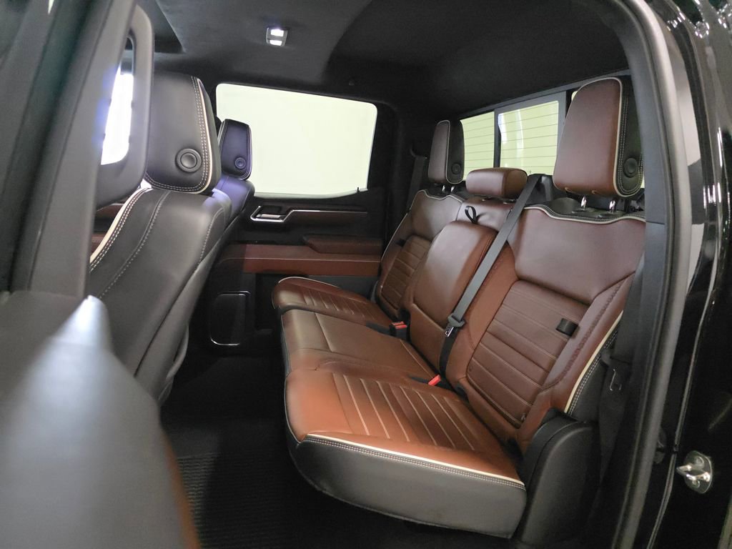 Used 2024 GMC Sierra 1500 Denali Ultimate image 10