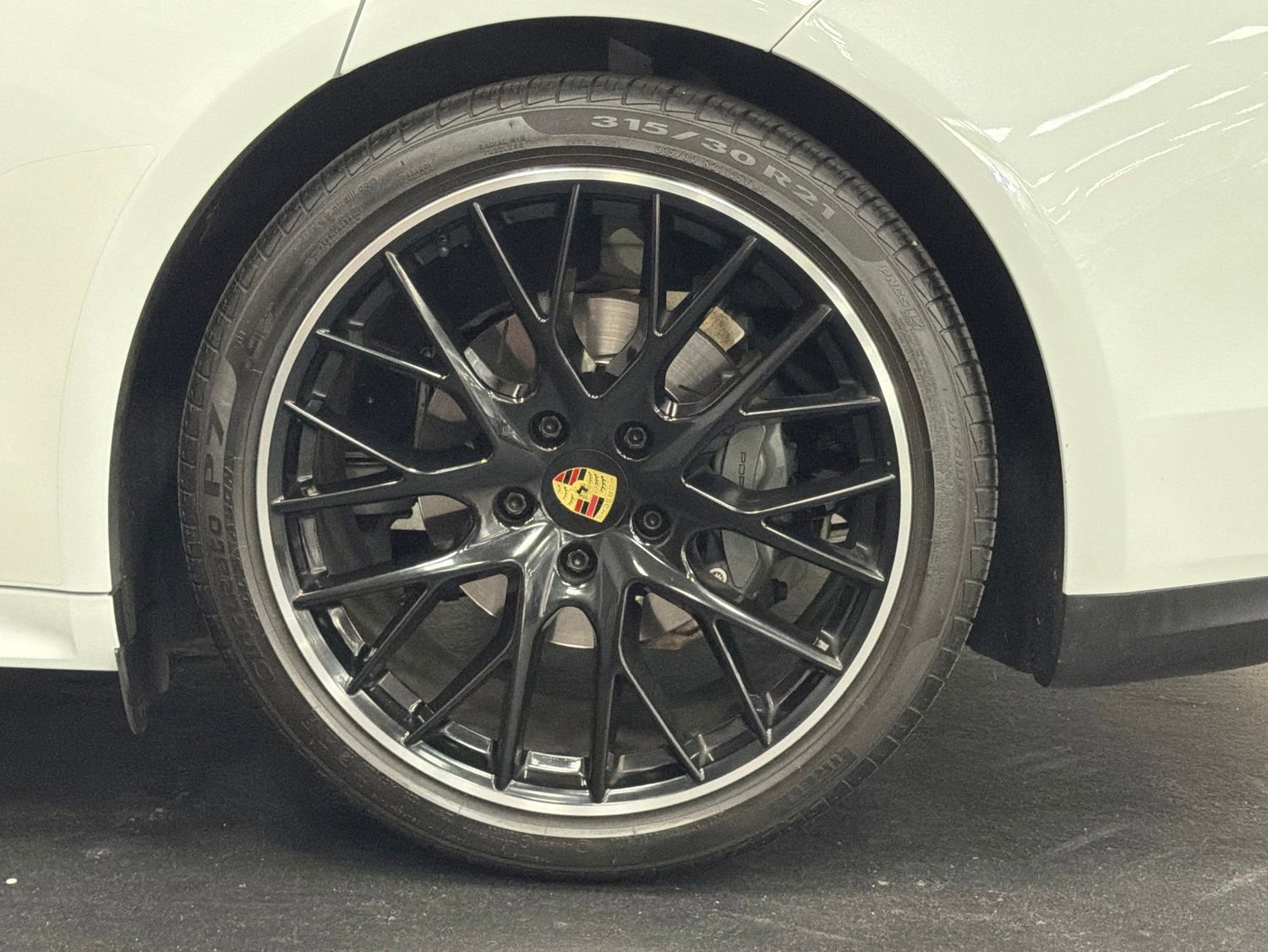 Used 2018 Porsche Panamera 4S AWD/4WD image 17