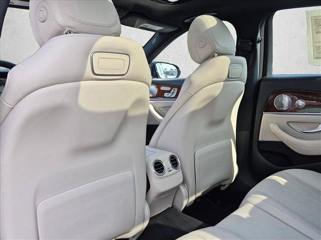 Used 2018 Mercedes-Benz E 300 image 29