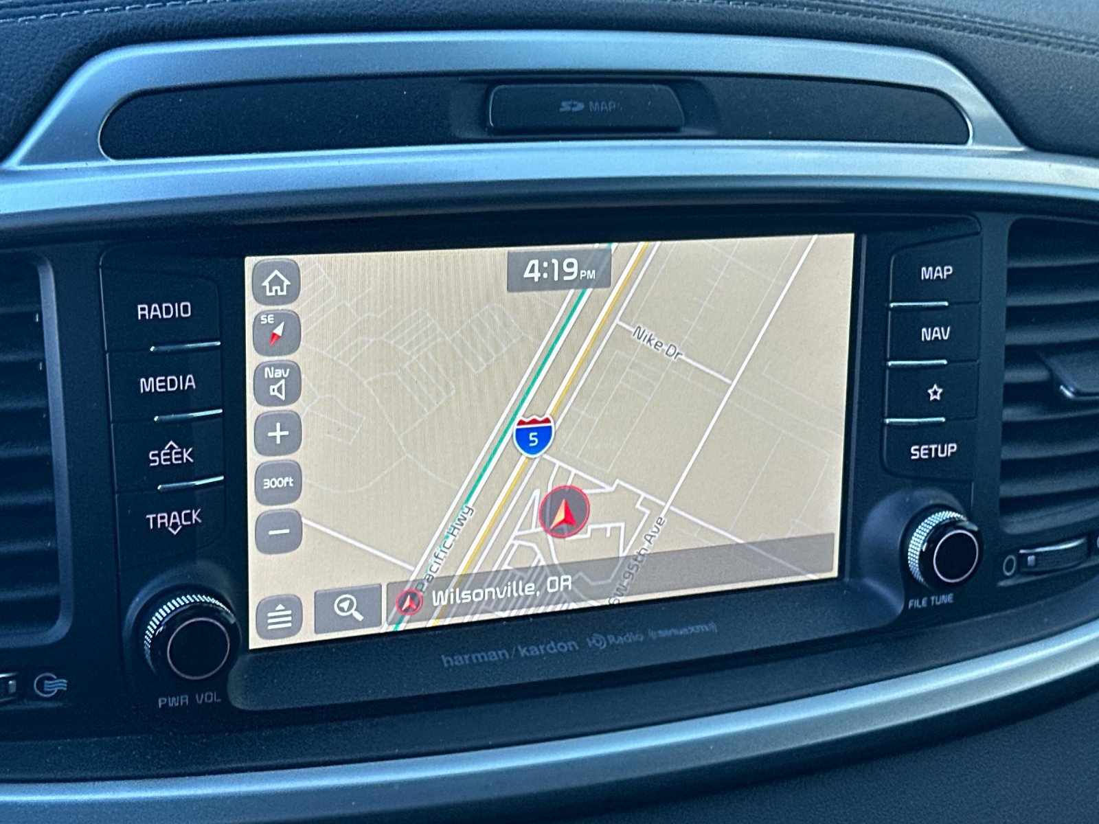 Used 2019 Kia Sorento SX AWD/4WD image 17