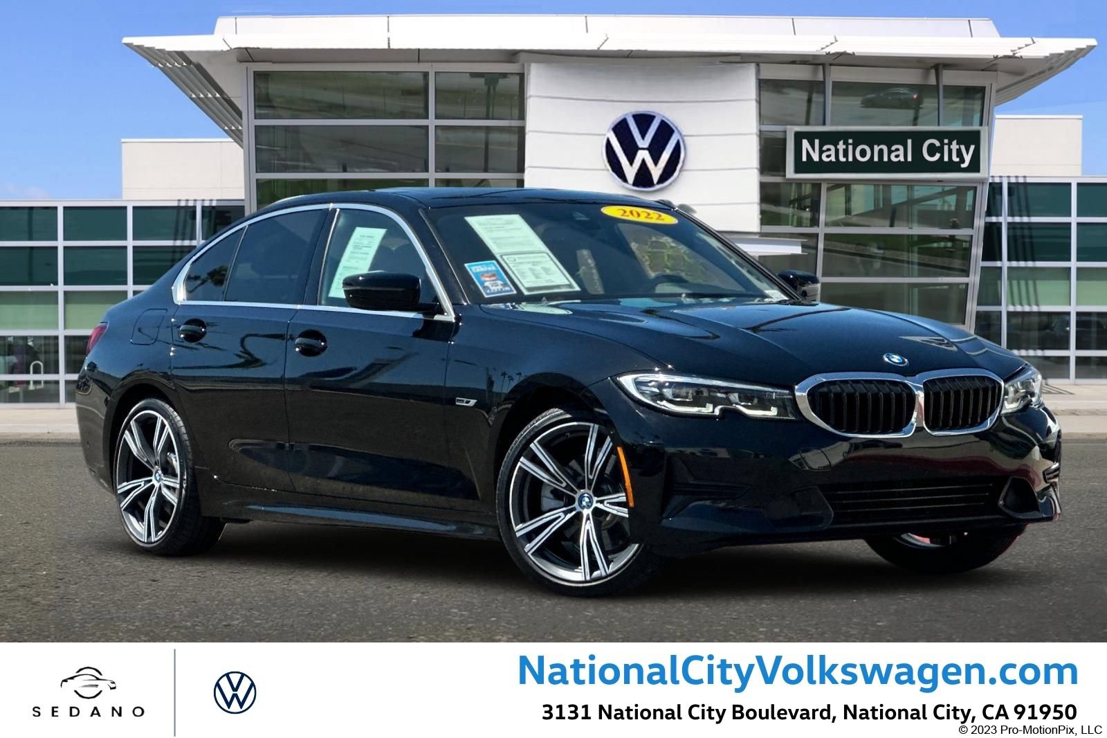 Used 2022 BMW 330e w/ Convenience Package RWD image 1
