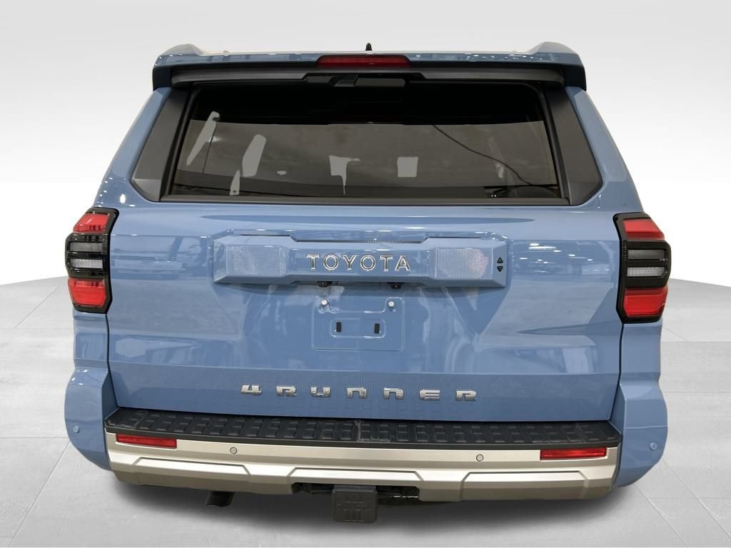 Used 2025 Toyota 4Runner TRD Sport Premium image 4