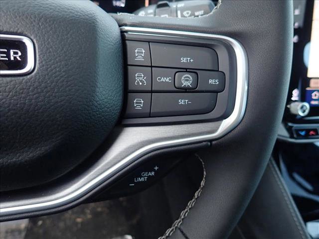 New 2026 Jeep Grand Wagoneer 4WD w/ Premium Group I image 17