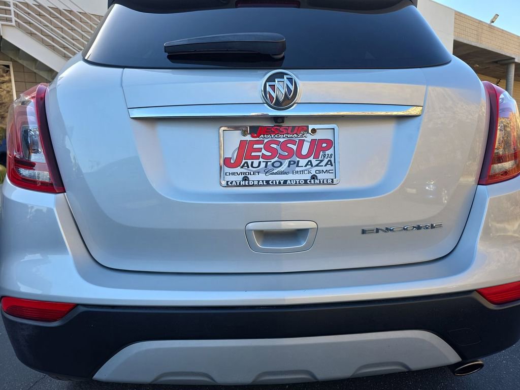 Used 2020 Buick Encore Sport Touring w/ Safety Package FWD image 33