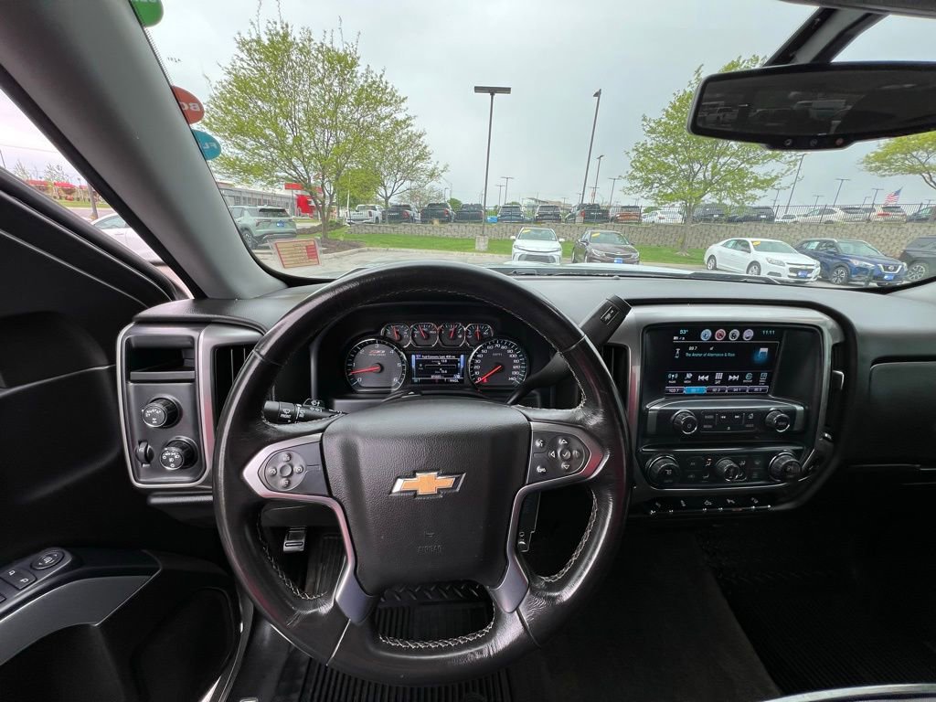 Used 2018 Chevrolet Silverado 1500 LT w/ All Star Edition AWD/4WD image 34