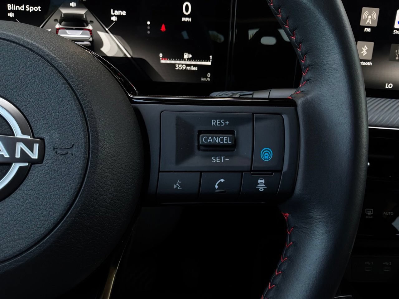 Used 2026 Nissan Kicks SR FWD image 41