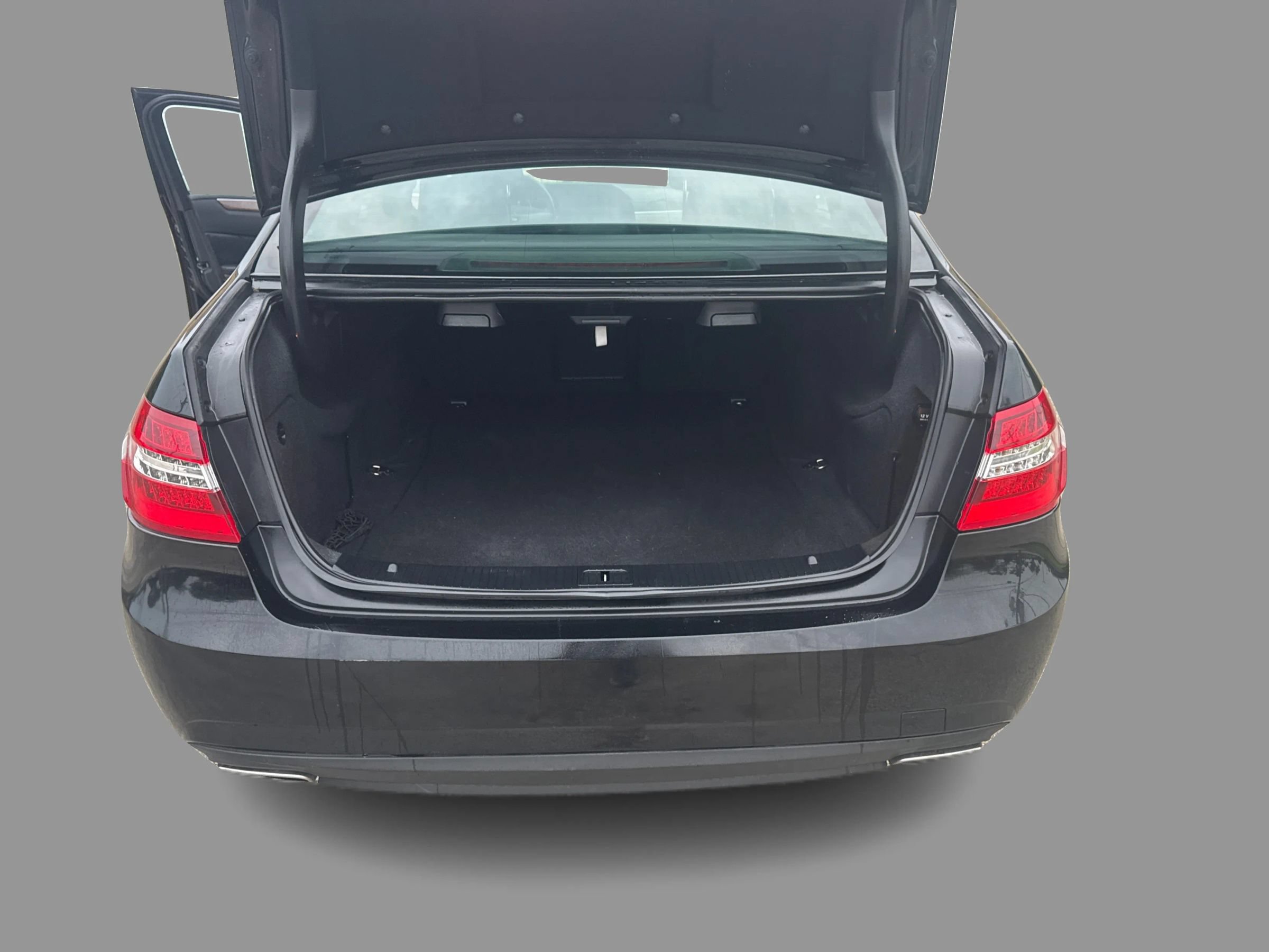 Used 2011 Mercedes-Benz E 350 4MATIC Sedan image 14