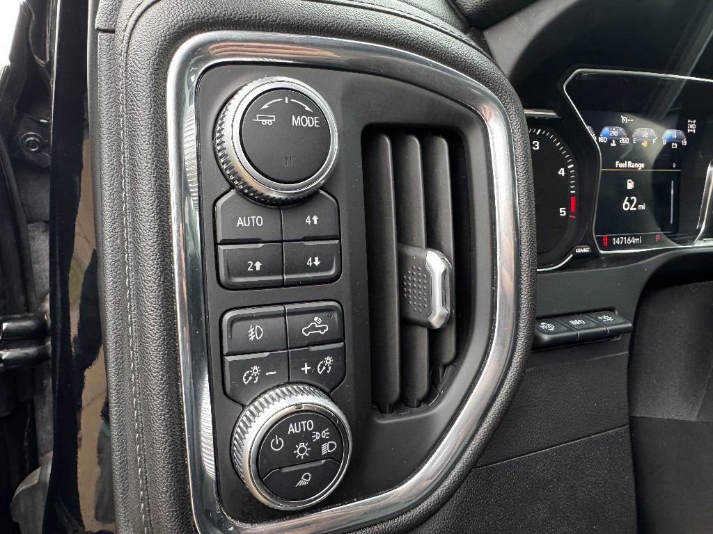 Used 2021 GMC Sierra 2500 Denali w/ Denali Black Diamond Edition image 17