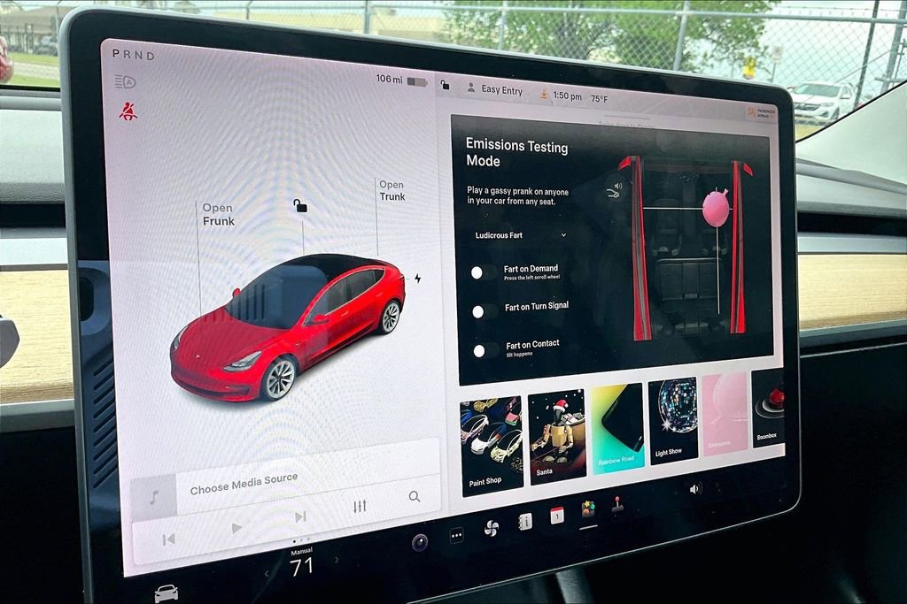 Used 2022 Tesla Model 3 Standard Range image 31