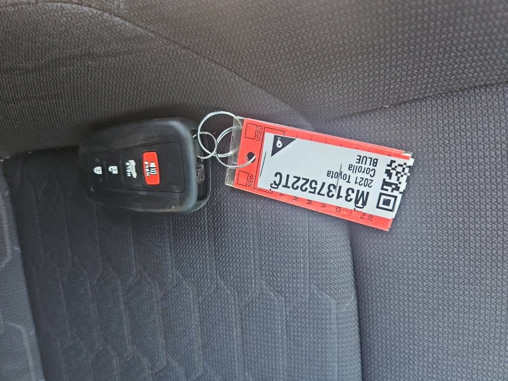 Used 2021 Toyota Corolla SE FWD image 20
