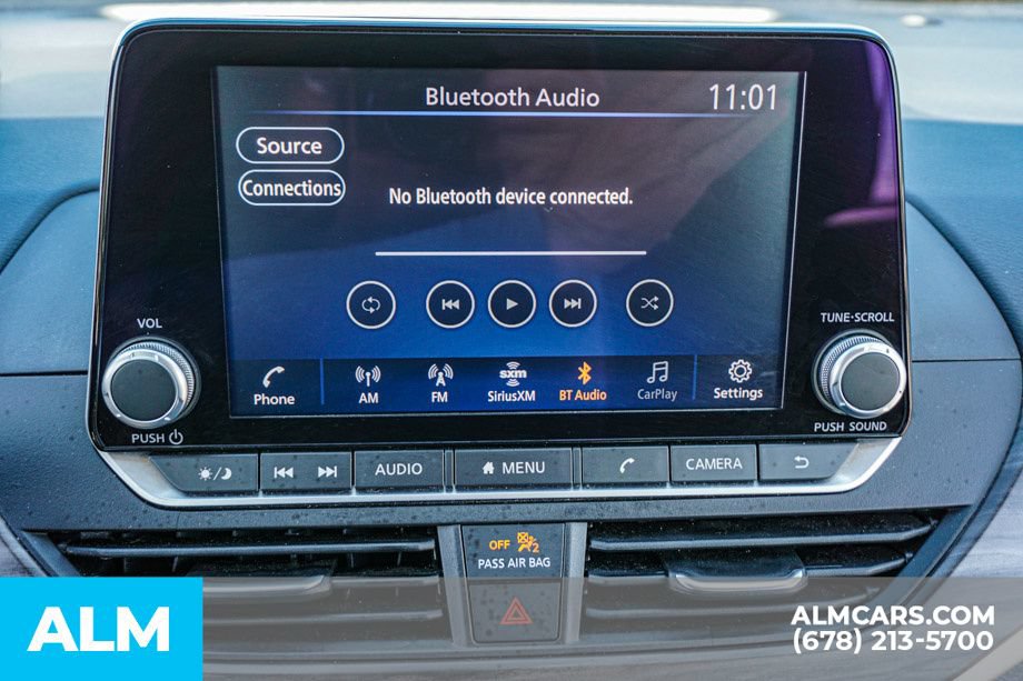 Used 2025 Nissan Altima 2.5 SV FWD image 35