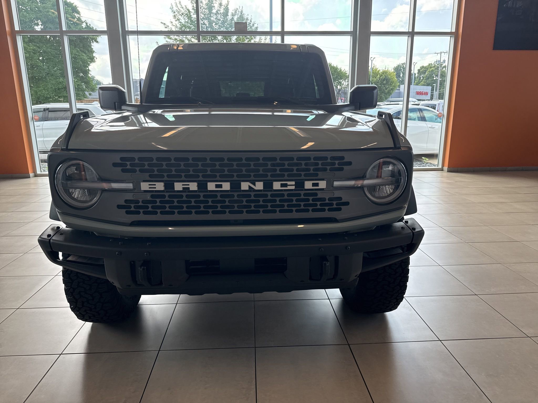Used 2024 Ford Bronco Badlands image 8