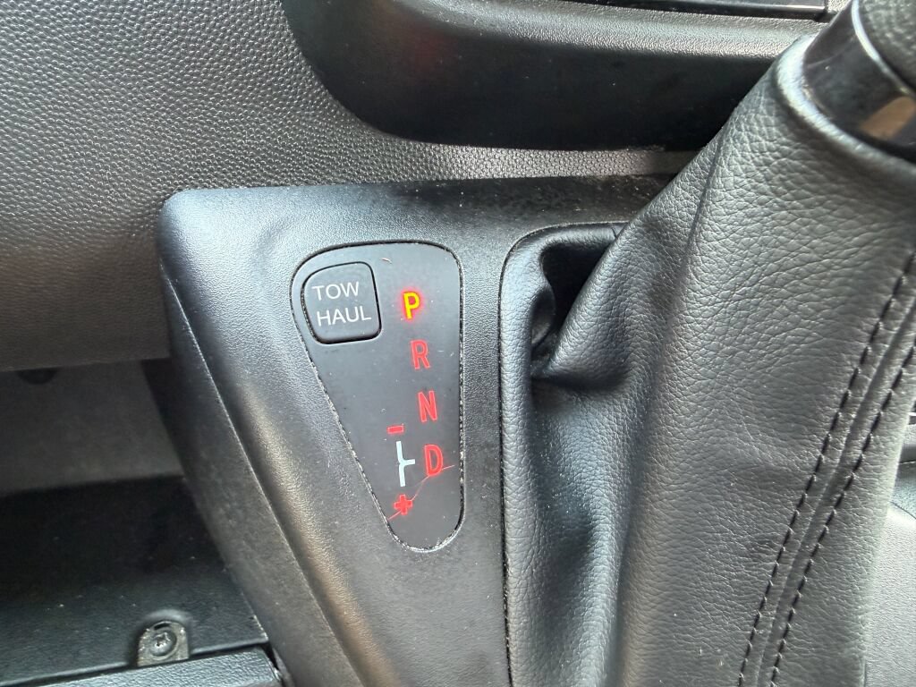 Used 2025 RAM ProMaster 2500 w/ Convenience Group FWD image 33