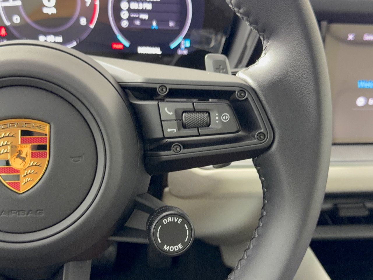 New 2026 Porsche Cayenne AWD/4WD image 19