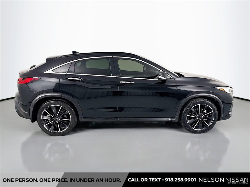 Used 2022 INFINITI QX55 Luxe w/ Cargo Package image 4
