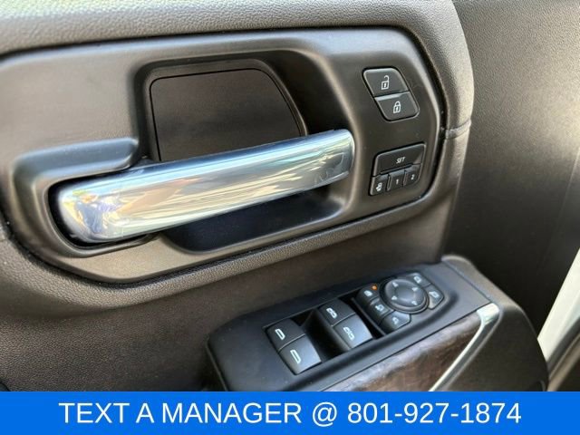 Used 2022 GMC Sierra 3500 Denali w/ Denali Ultimate Package AWD/4WD image 19