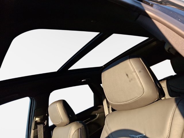 New 2026 Cadillac XT5 Premium Luxury FWD image 8