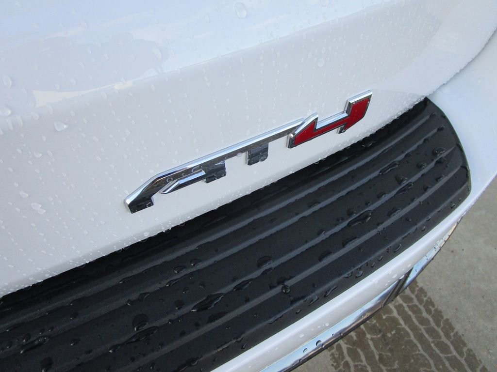 New 2026 GMC Yukon AT4 w/ AT4 Premium Plus Package image 12