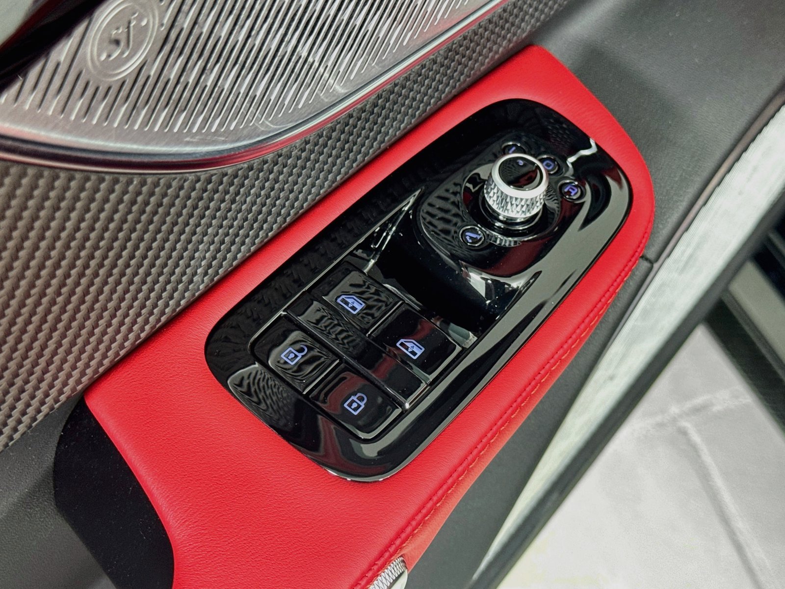 Used 2024 Maserati GranCabrio Trofeo AWD/4WD image 17