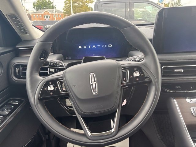 New 2026 Lincoln Aviator Reserve AWD/4WD image 16