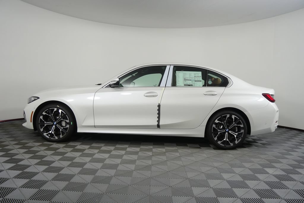 Used 2026 BMW 330i Sedan w/ Premium Package RWD image 7