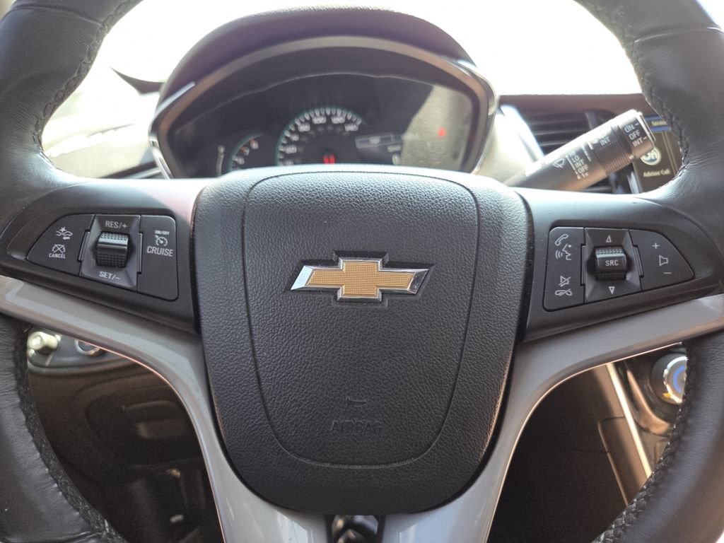 Used 2018 Chevrolet Trax Premier FWD image 33