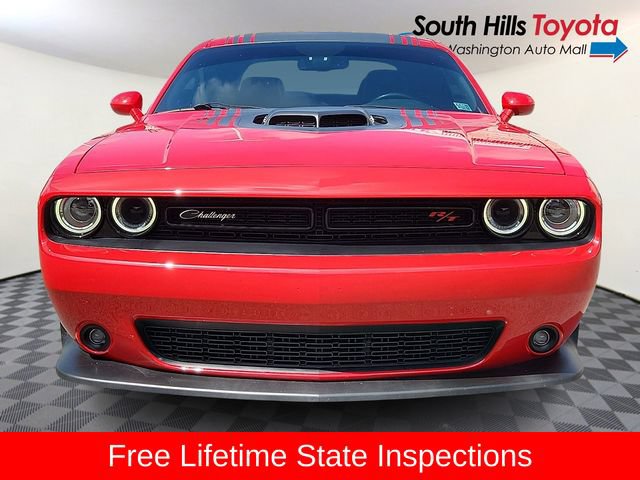 Used 2017 Dodge Challenger R/T Scat Pack RWD image 2