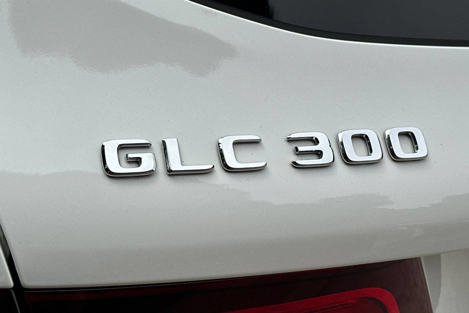 Used 2021 Mercedes-Benz GLC 300 4MATIC image 39