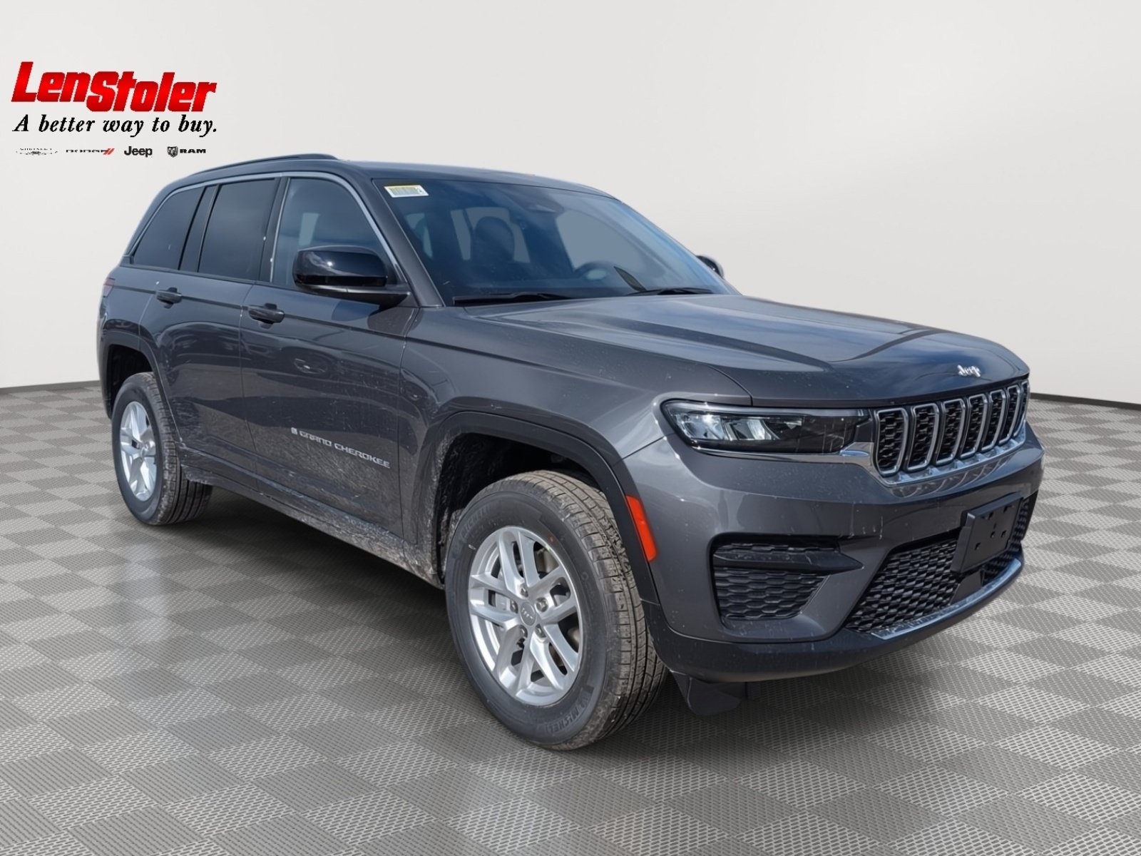 New 2026 Jeep Grand Cherokee Laredo AWD/4WD image 4