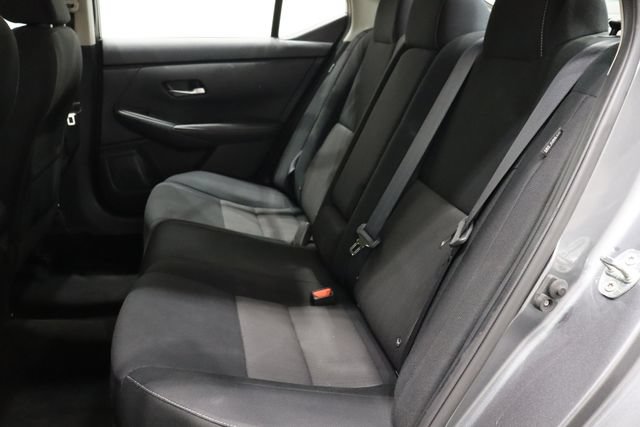 Used 2022 Nissan Sentra SV FWD image 11