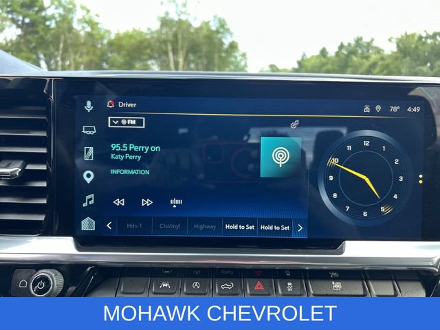Used 2025 Chevrolet Silverado 1500 LT AWD/4WD image 13