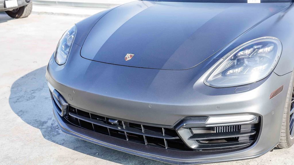 Used 2019 Porsche Panamera GTS image 6