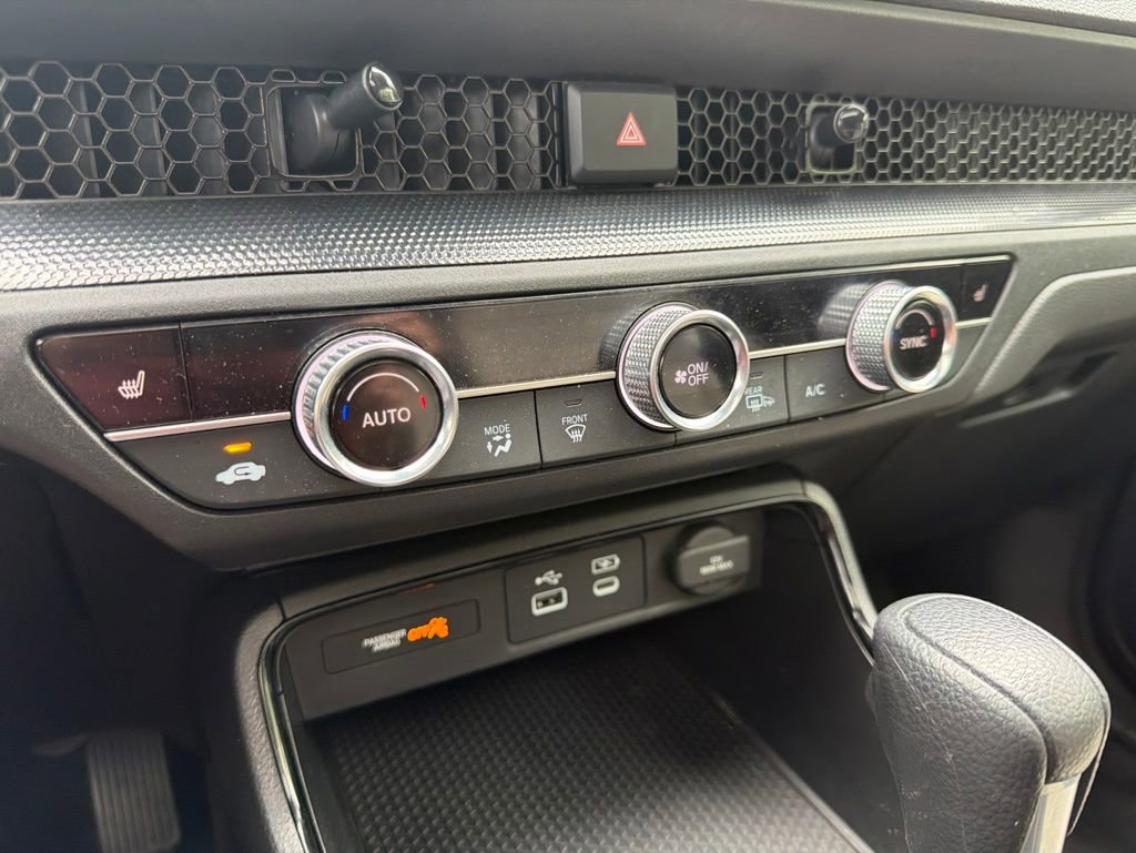 Certified 2024 Honda CR-V EX image 32
