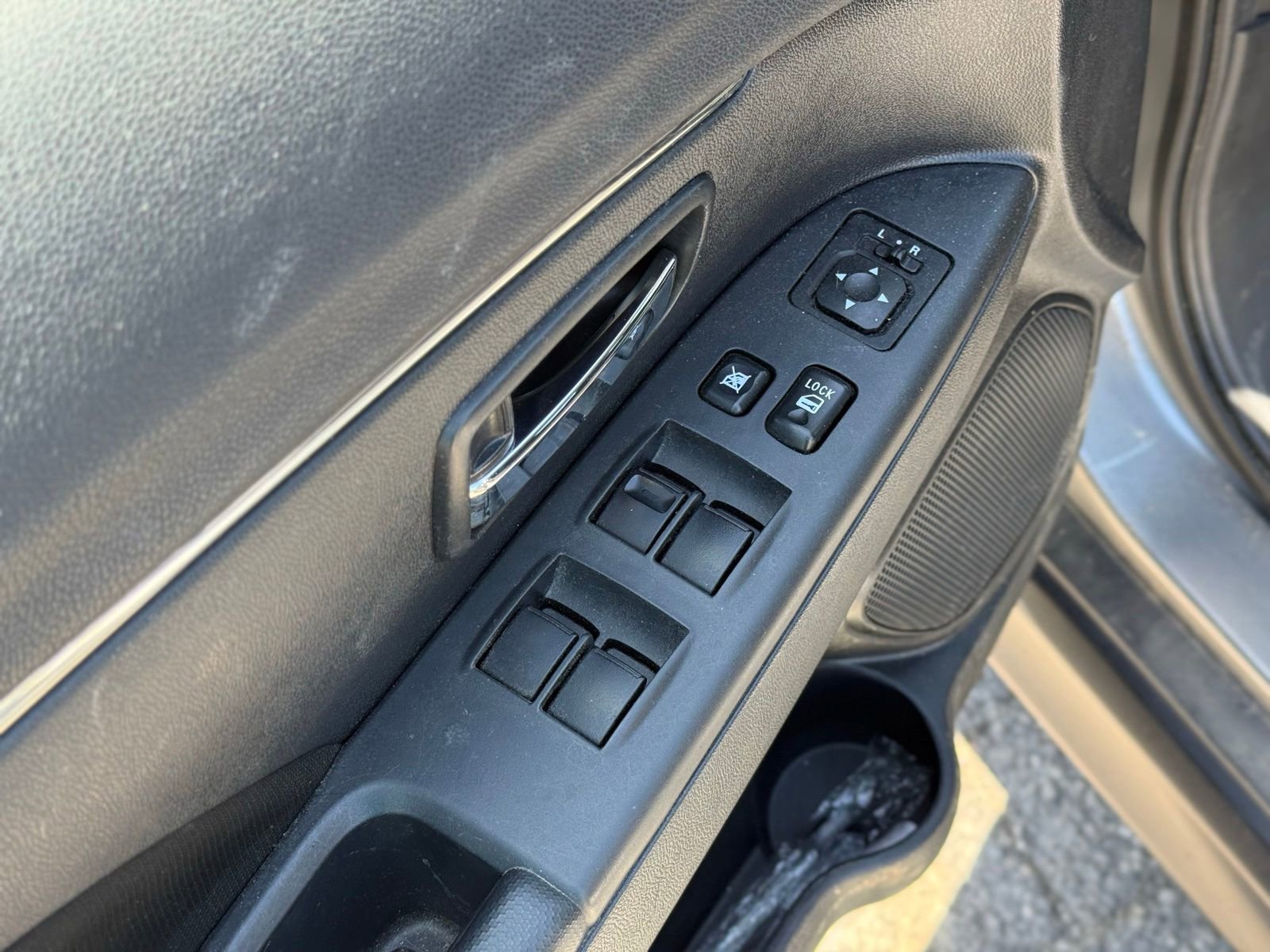 Used 2021 Mitsubishi Outlander Sport ES FWD image 8