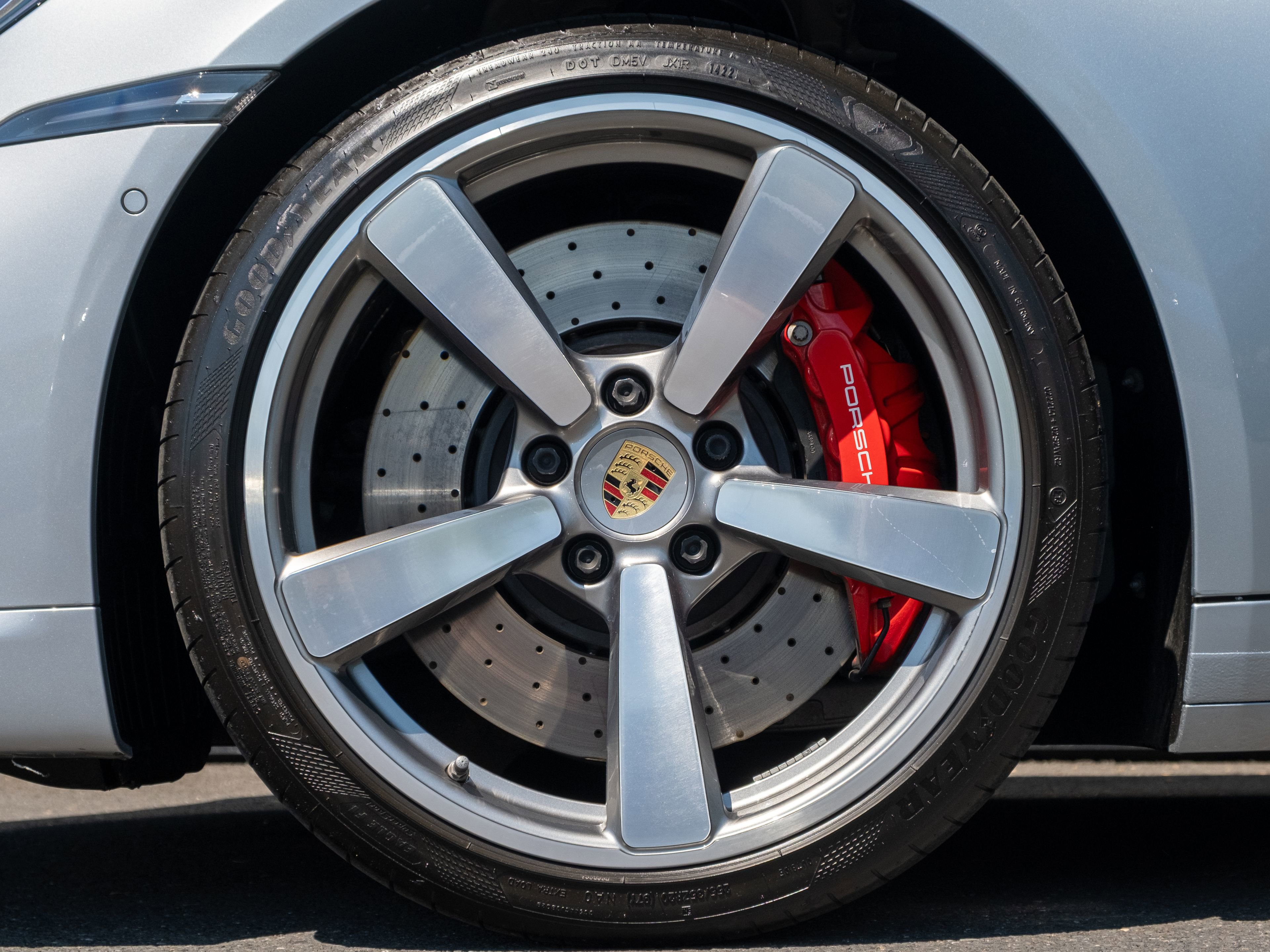 Certified 2022 Porsche 911 Turbo AWD/4WD image 12