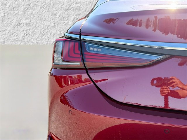 New 2025 Lexus ES 350 w/ Premium Package image 10