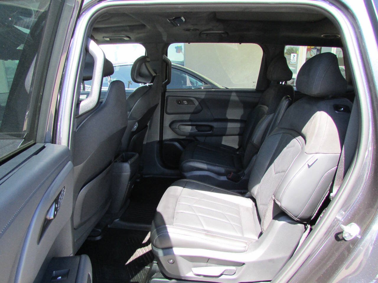 Used 2027 Kia Telluride SX Prestige X-Pro AWD/4WD image 36