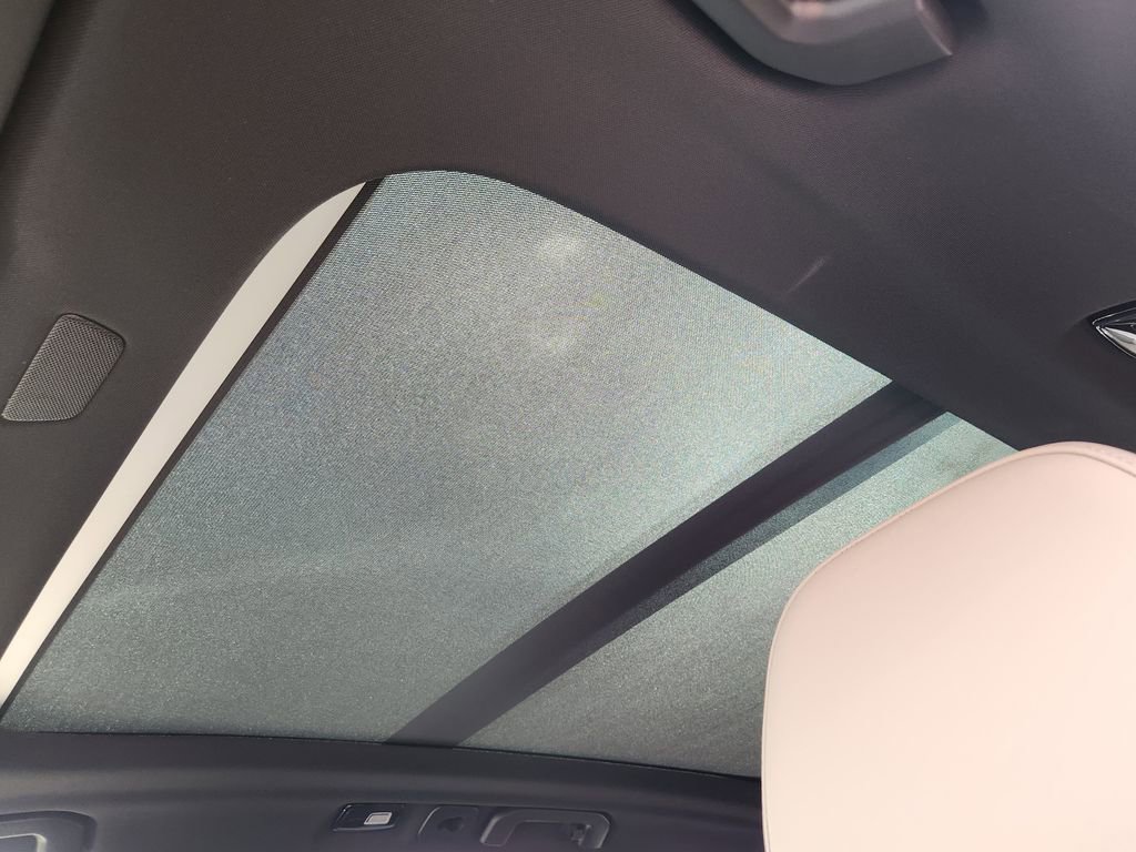 New 2026 Volvo XC60 B5 Plus w/ Protection Package Premier image 15