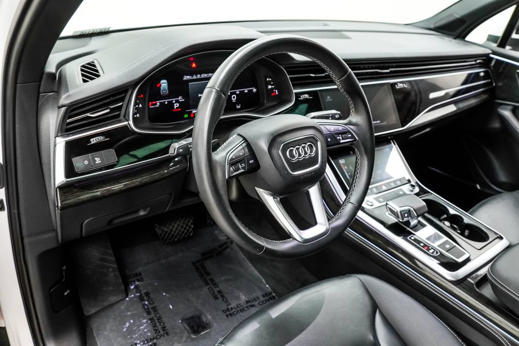 Used 2025 Audi Q7 3.0T Premium Plus AWD/4WD image 22