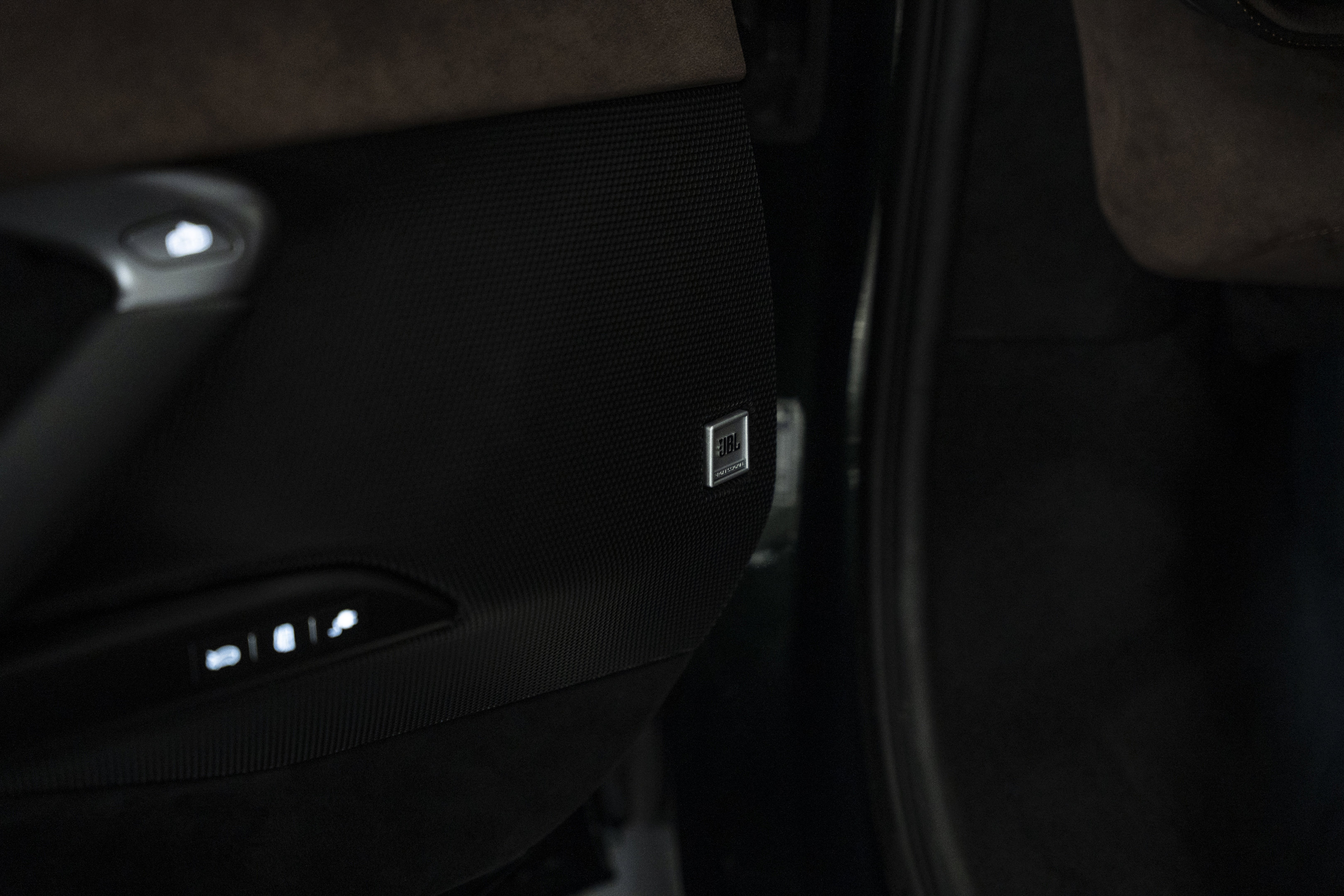 Certified 2025 Ferrari 296 GTB image 34