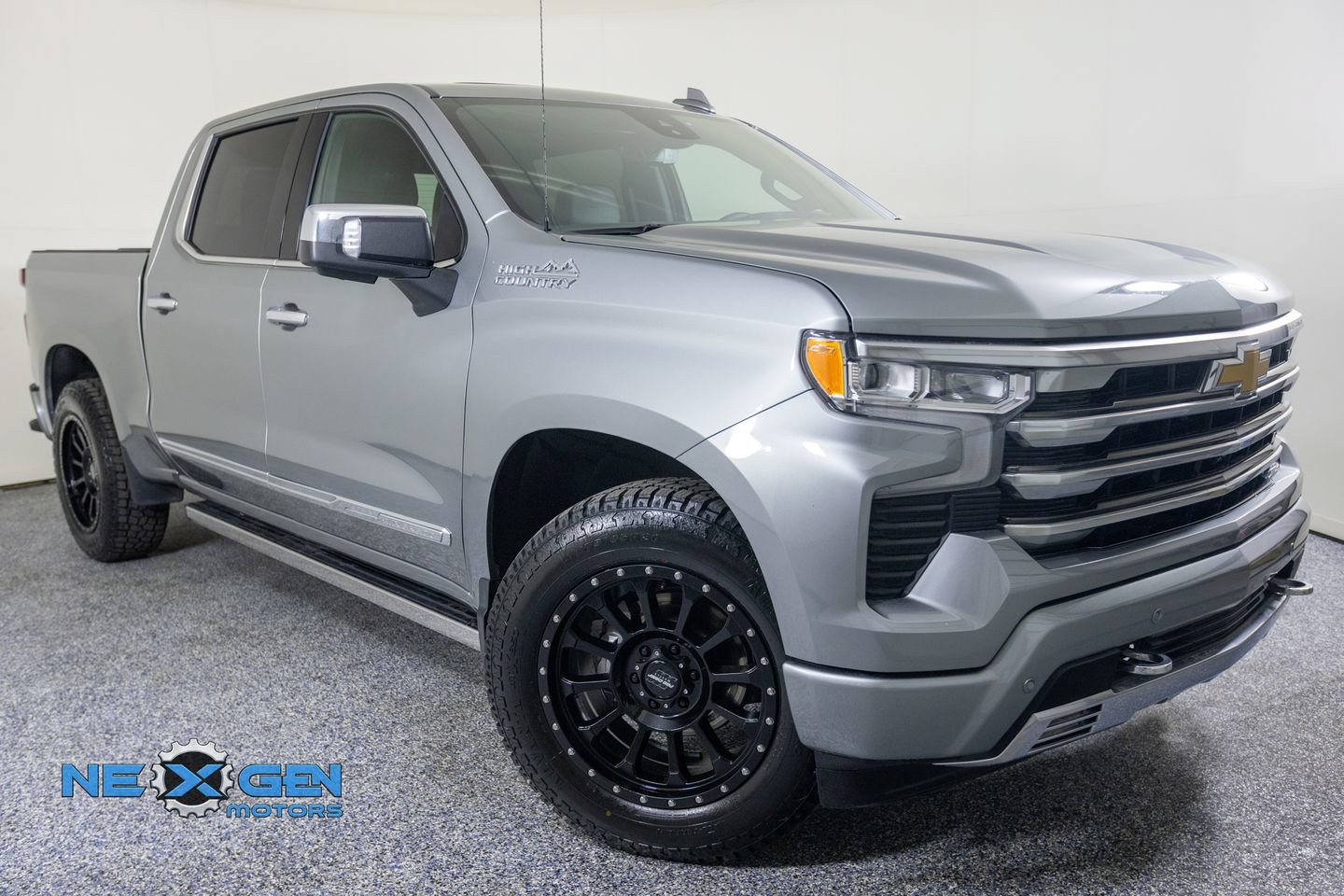 Used 2025 Chevrolet Silverado 1500 High Country w/ Technology Package