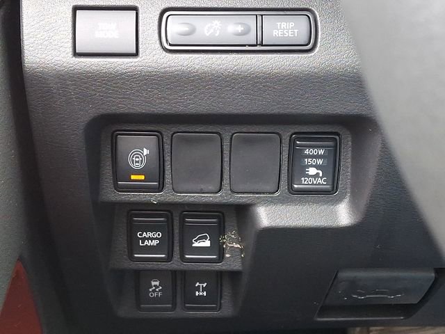 Used 2025 Nissan Frontier PRO-4X w/ Pro Convenience Package image 25