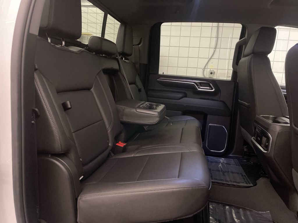 Used 2024 Chevrolet Silverado 2500 LTZ w/ LTZ Premium Package AWD/4WD image 21