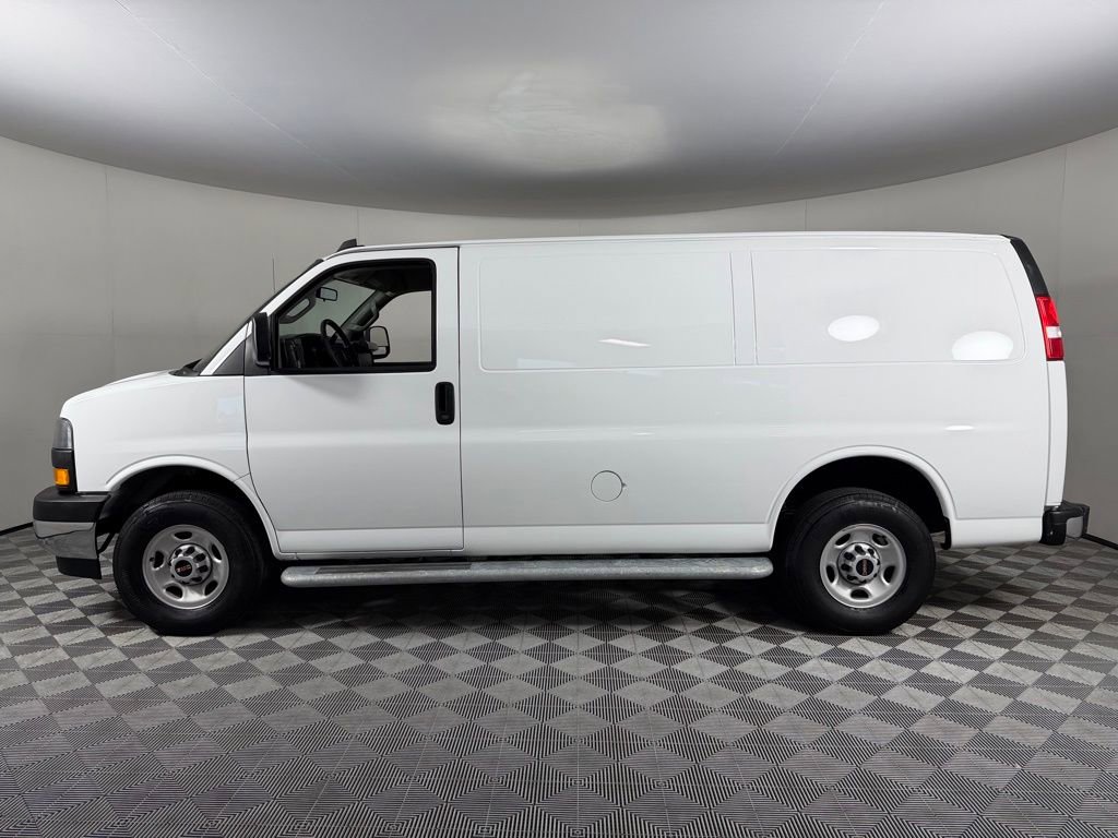 Used 2024 GMC Savana 2500 Work Van w/ Driver Convenience Package image 10