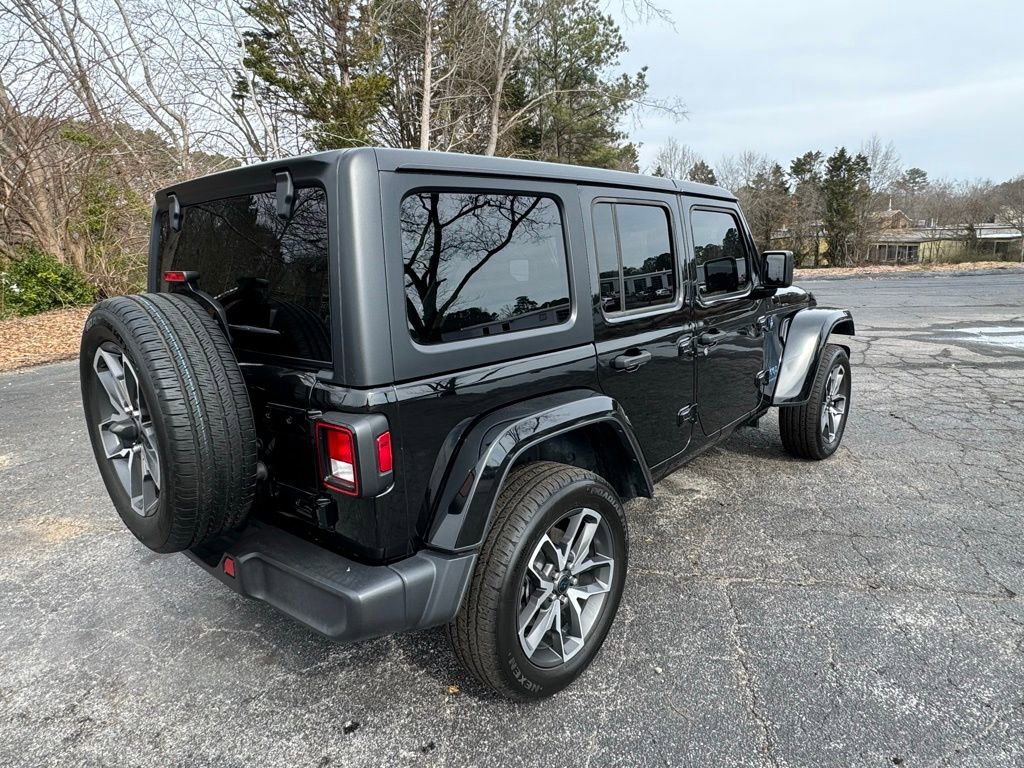 Used 2024 Jeep Wrangler Unlimited w/ Convenience Group image 6