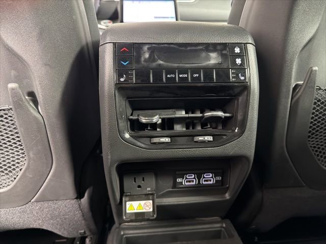 New 2025 Jeep Grand Cherokee L Limited w/ Trailer Tow Package image 29