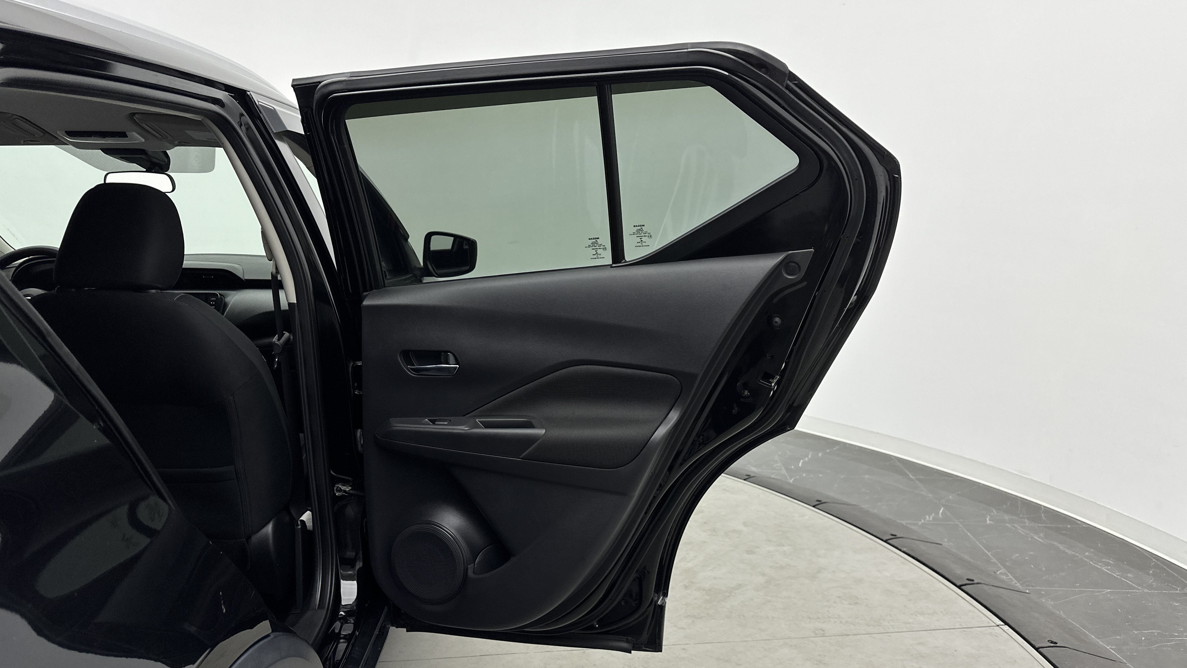 Used 2021 Nissan Kicks SV FWD image 26