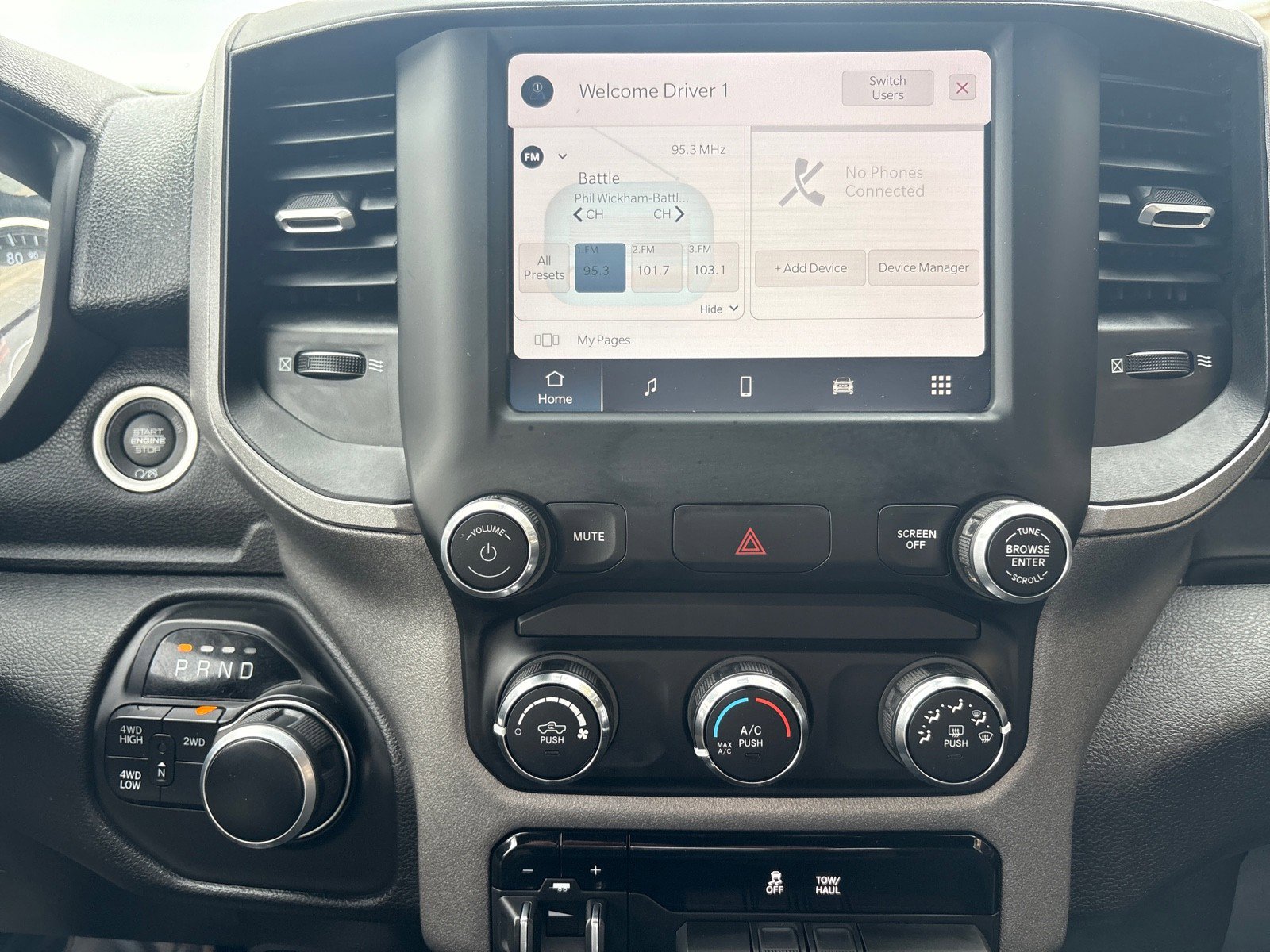 Used 2024 RAM 2500 Tradesman w/ Chrome Appearance Group image 20