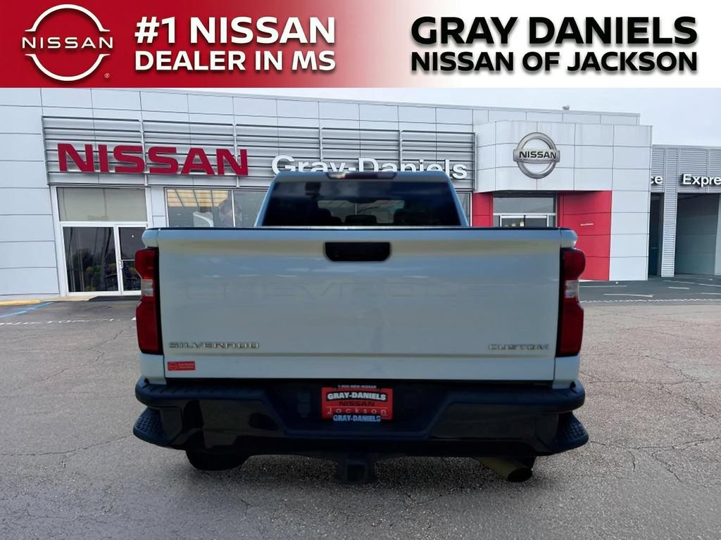 Used 2021 Chevrolet Silverado 2500 Custom w/ Custom Value Package AWD/4WD image 6