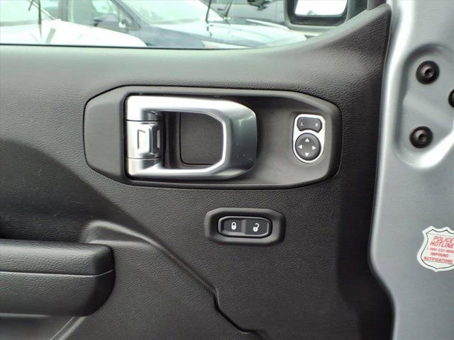 Used 2023 Jeep Gladiator Sport AWD/4WD image 22
